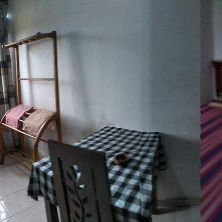 Ch Rooms - Transit Airport Negombo Exterior foto